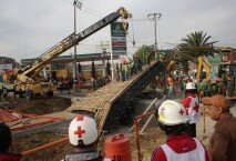 Colapso. Únicamente se habían levantado estructuras metálicas de la megaobra para la que el gobierno local destinó una inversión de 300 millones de pesos.