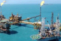 Obstáculo. Sus administradores no le han permitido aprovechar los recursos del precio del energético para atender sus deficiencias y rezagos