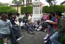 Actúan. Buscarán dar un lugar a los alumnos para que no sigan perdiendo clases