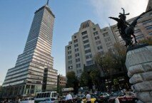 Emblemático. Este rascacielos es una particular muestra de la capacidad de la ingeniería y arquitectura de los mexicanos; fue construida por el arquitecto Augusto H. Álvarez