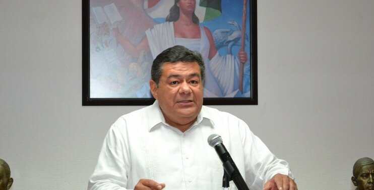 “Voluntad”. Fernando Ortega Bernés reafirma que hay disposición para entablar diálogo con los maestros (Foto: Robin Canul)