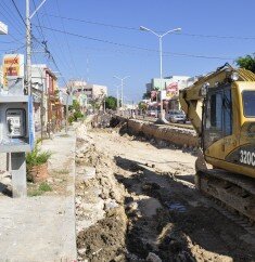‘Clausura’. Algunos negocios han tenido que cerrar en vista de sus nulas ventas por el cierre de calles debido a la obra.