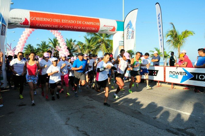 Carrera contra cáncer de mama