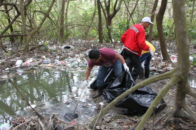 Suciedad. En el sitio se acopiaron alrededor de 1.5 toneladas de desechos