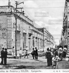 Cosmopolitas. Ciudadanos adinerados en frac, iluminación callejera y servicio de tranvías fueron hacia finales del siglo XIX y principios del XX, los síntomas más ostensibles de la modernidad que se respiraba en ese entonces.