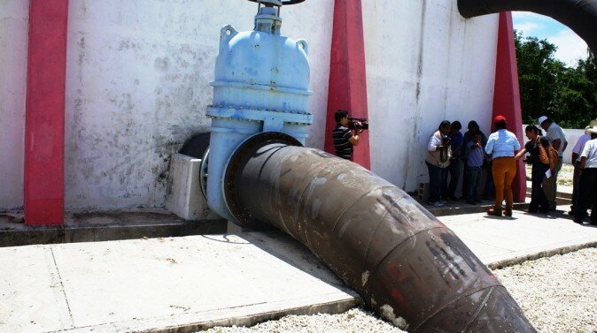 Carmen recibe más de 300 litros por segundo de agua de manera simultnea (1)