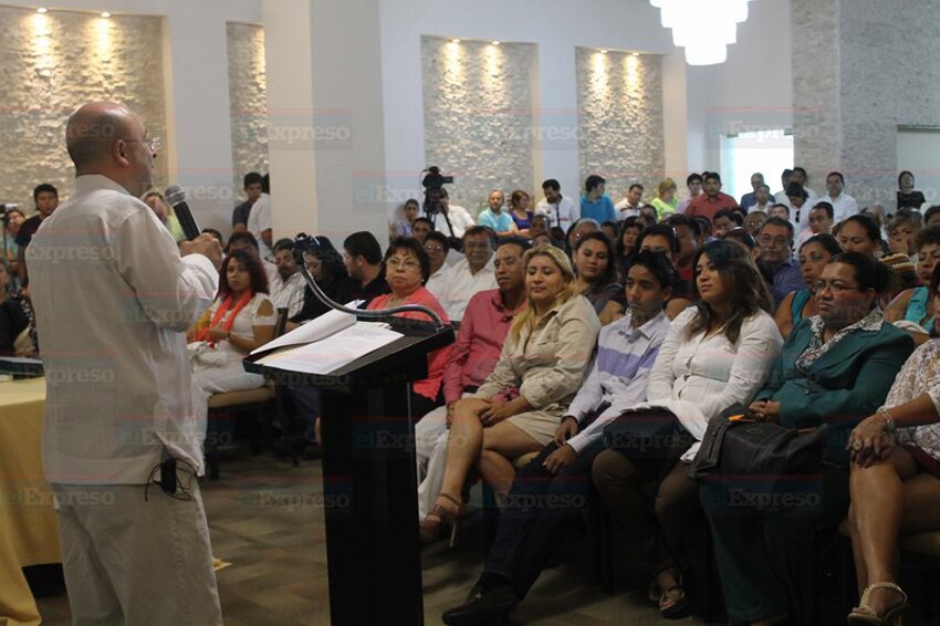 Cátedra. El zar nacional antisecuestro, Renato Sales Heredia, dictó una charla sobre prevención y atención de la violencia de género.
