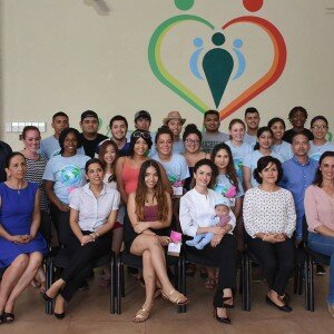 Agradecen labor social de estudiantes de EU