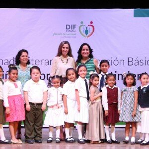 estudiantes expresión poética