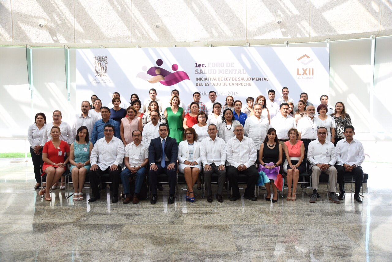 Analizan expertos tema de suicidio