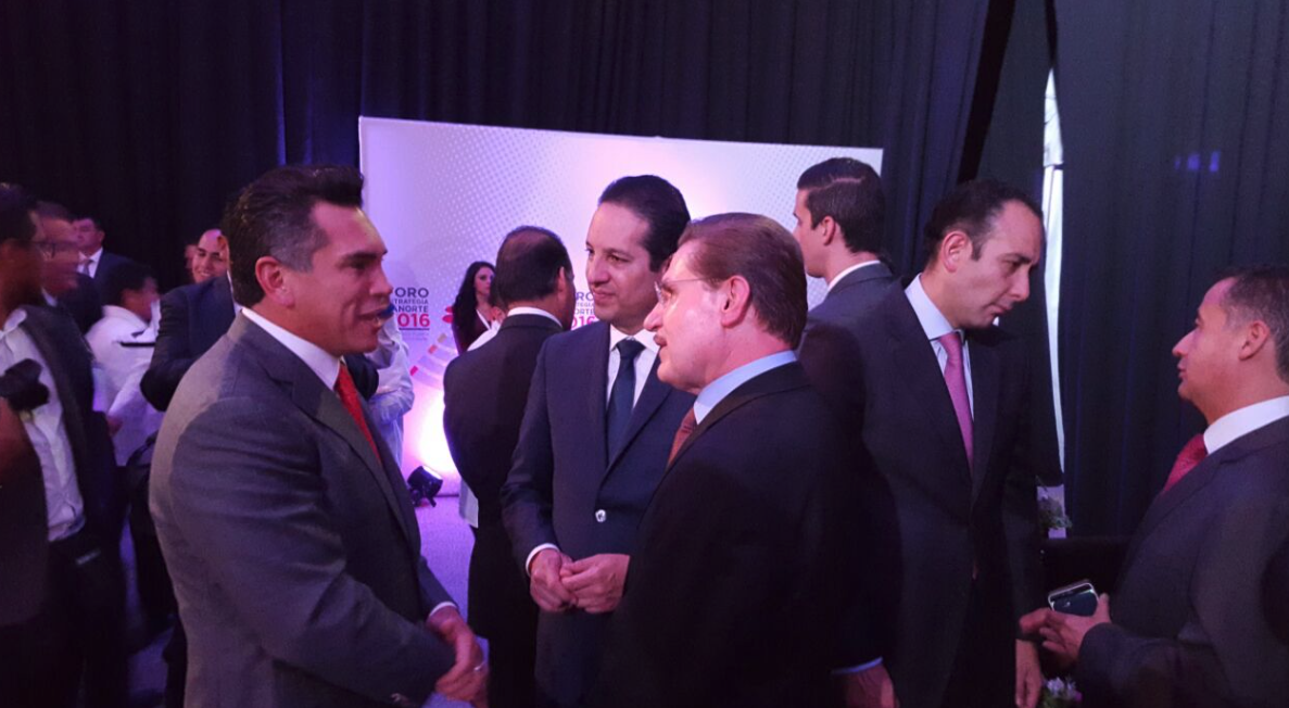 Participa gobernador en Foro Estrategia Banorte