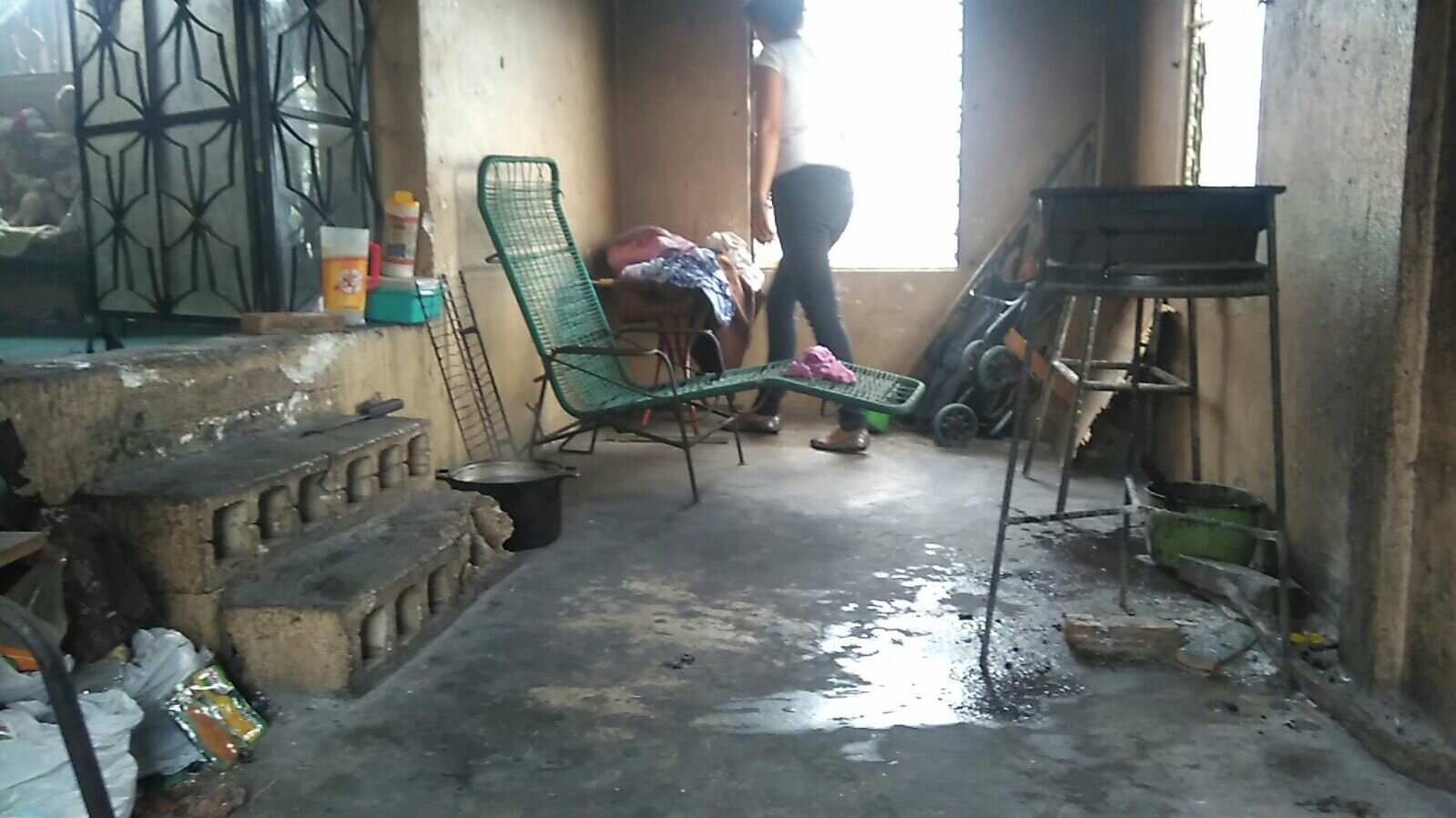 Moviliza a los bomberos un flamazo en un predio