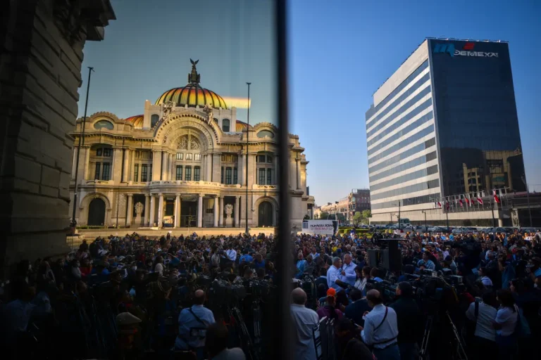 Sheinbaum Envía Reforma Constitucional Para Acotar Pensiones Millonarias En Pemex Y LyFC