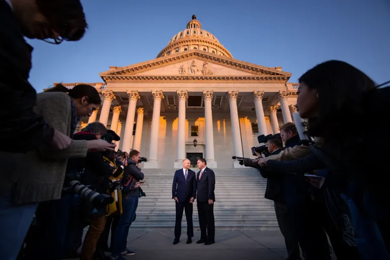 “O Sea, Aparte De Espurio, ¿Cómo Le Ponemos? Entreguista, Vendepatria” Sparks Political Firestorm In 2025 - What Changes Now