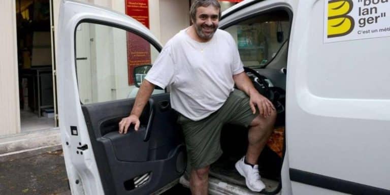 Encuentra su coche robado con 512 pesos