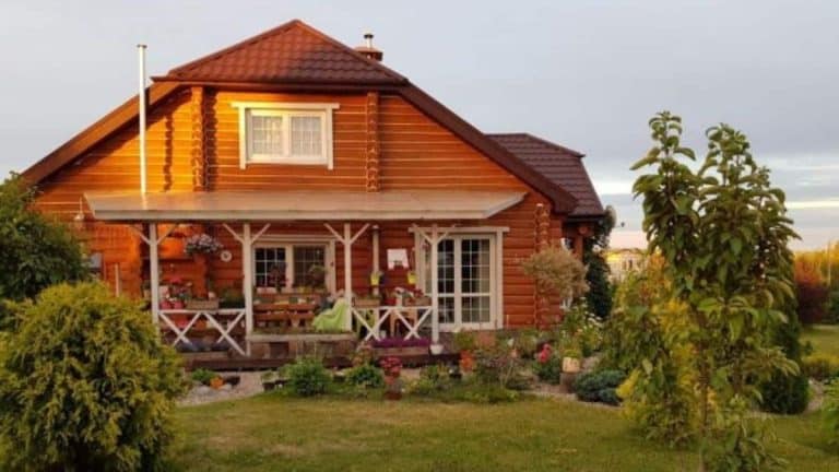 Una abuela regala por Navidad su casa de 11.4 millones de pesos