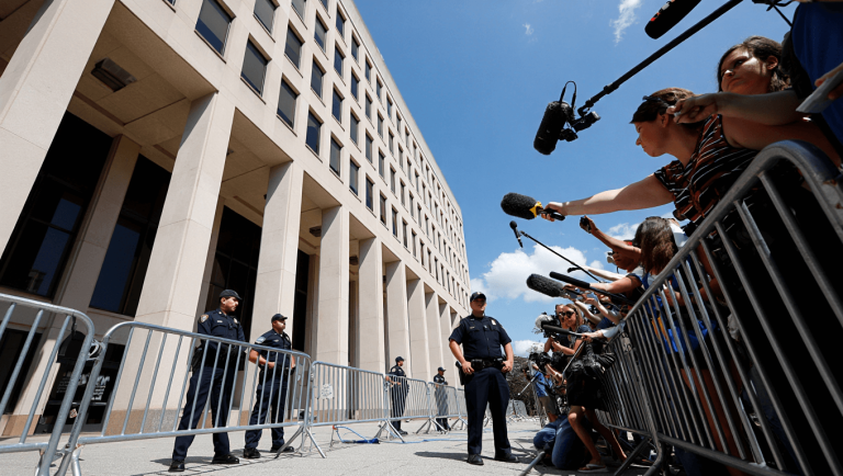 “Son Propiedades Adquiridas Con Lavado De Dinero” Agita Expropiación De 4 Predios En 2025 - Qué Cambia