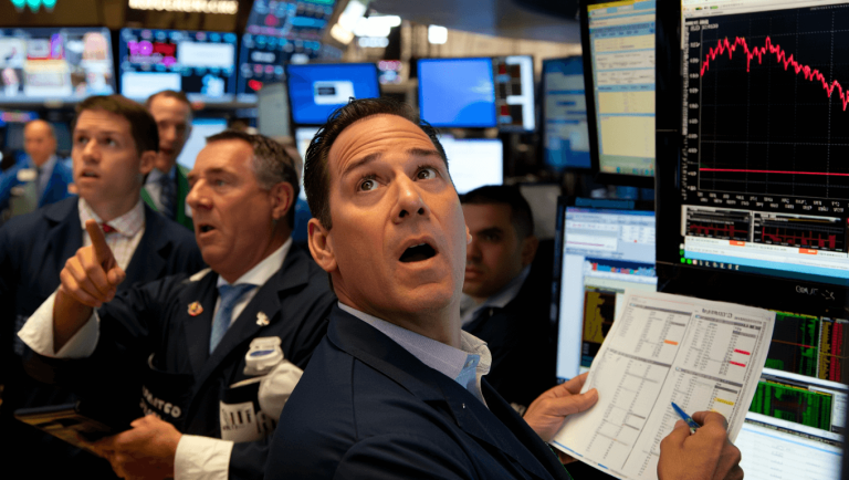 “Sí, Hay Una Burbuja De IA” Sacude Mercados; Aquí Los 3 Datos Que Preocupan Para 2025