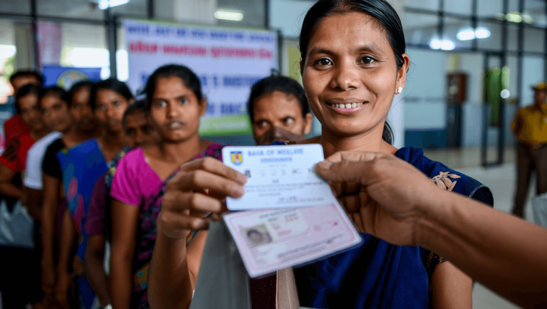 Pensión Mujeres Bienestar Revela Entrega De Tarje­tas En Octubre 2025 - Por Qué Importa Ahora
