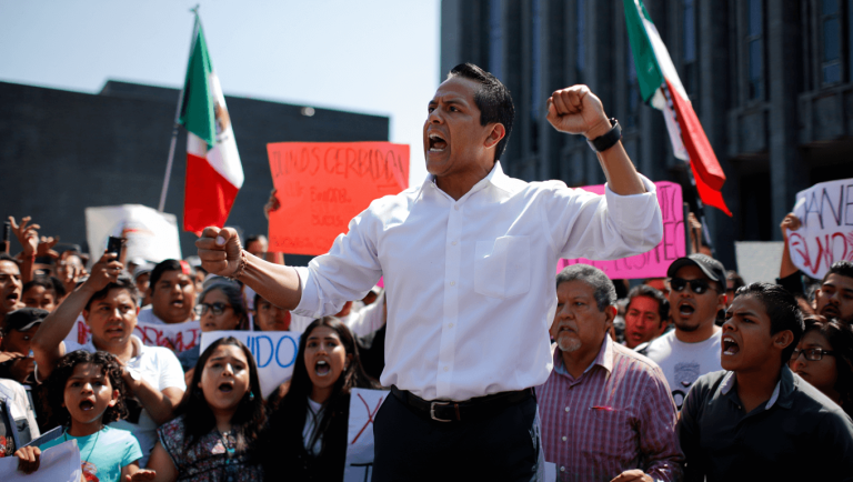 “Nos Íbamos A Doblar Nos Íbamos A Quebrar” Agita Protestas En 2025 - Aquí Está Lo Que Cambia