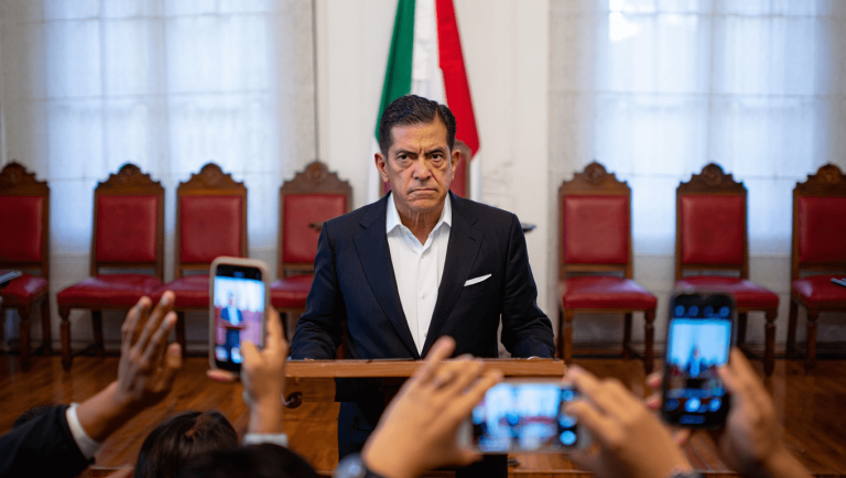 Pensión Del Bienestar Subió $200 En 2025; Presupuesto 2026 Reserva Fondos Para 13M