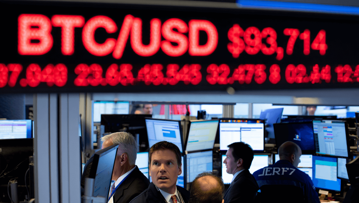 Caída A Bajo De $93,714 El 16 De Noviembre 2025 Revela Riesgos Para ETFs