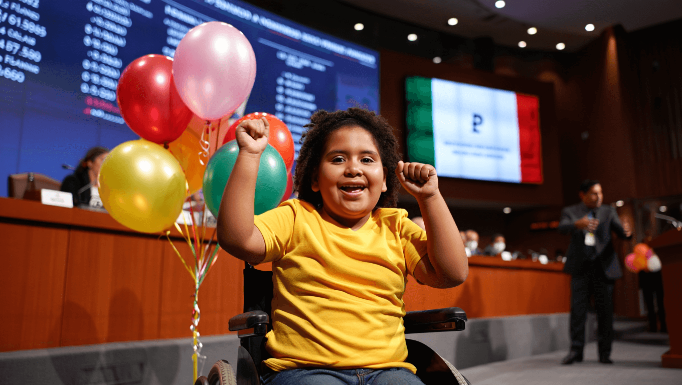 “Es Muy Satisfactorio Ver Cómo Los Niños Rompen Barreras” Provoca Debate Tras 32 mil mdp En 2025