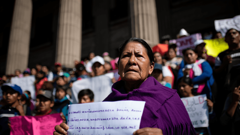 “De Tajo El Sistema De Privilegios” Sparks Pensions Fury In 2026 - What Changes