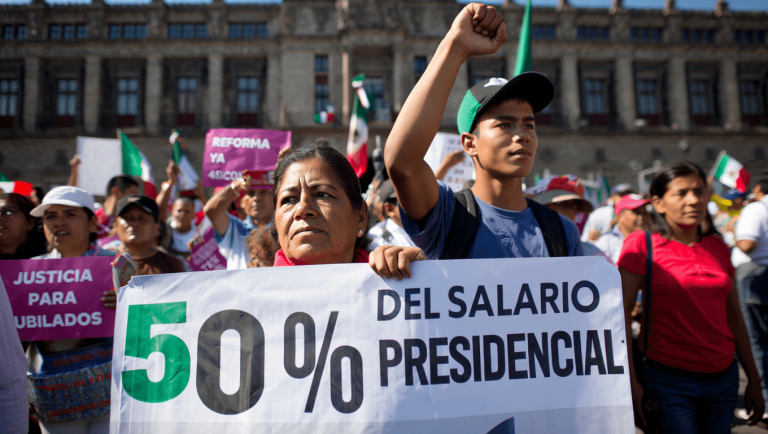 Reforma Limita Pensiones al 50% Del Salario Presidencial en 2026, Aquí Lo Que Cambia