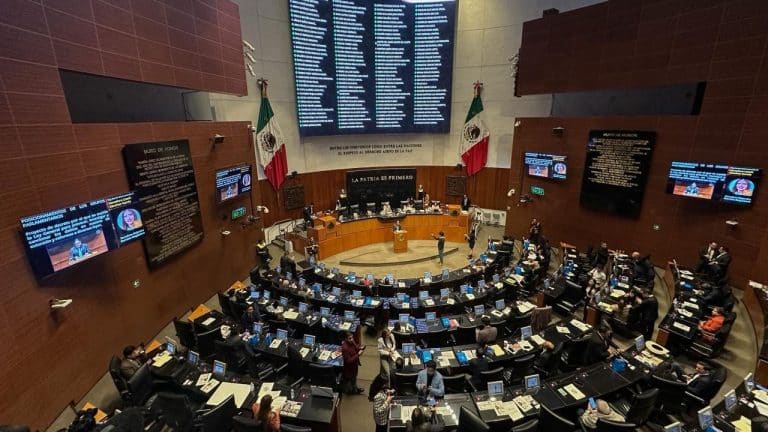 Senado designa el Salón de la Comisión Permanente como “Ingeniero Heberto Castillo Martínez”