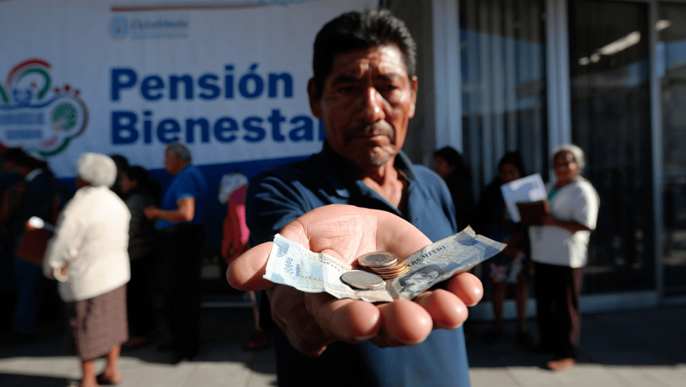“Yo Traía 15 Pesos Hoy Nada Más” Desata Debate Sobre La Pensión De 6,200 Pesos En 2026