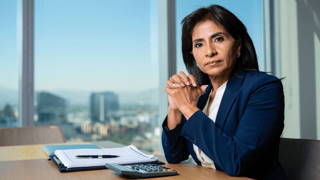 8.3 Billones En Afores En 2026 - SHCP Dice Presión Bajará Hacia 2042, Aquí Por Qué
