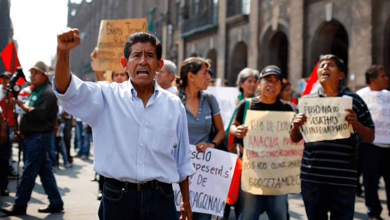 "Nos Dejaron Sin Pensión" Provoca Protestas en 2026 - Qué Cambia Hoy